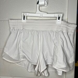 Lululemon Hotty Hot Short *High-Rise 2.5" size 14